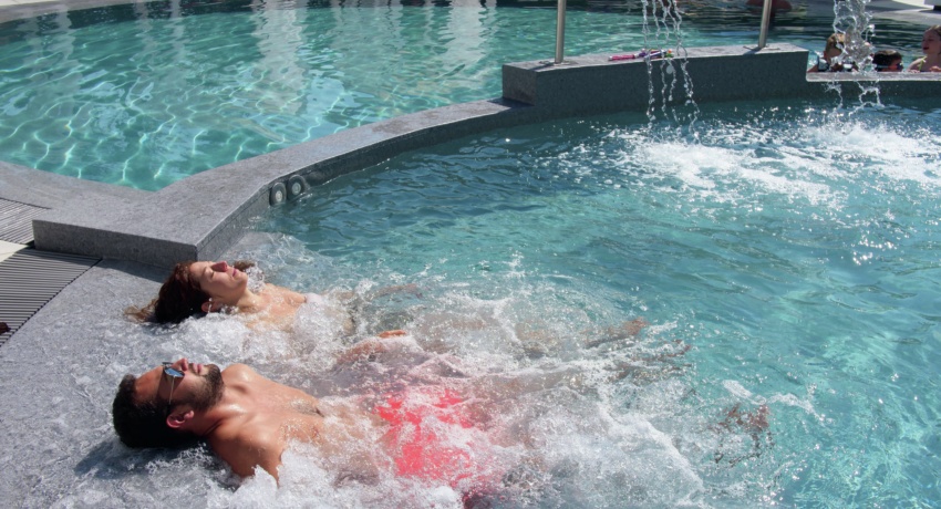 Oxygen Whirlpool - Oxygen Lifestyle Hotel